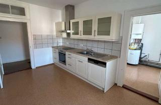 Immobilie mieten in Markusstrasse, 96047 Bamberg, Charmante DG-Wohnung ( teilmöbliert ) mit Sonnenbalkon und Domblick auf 163qm
