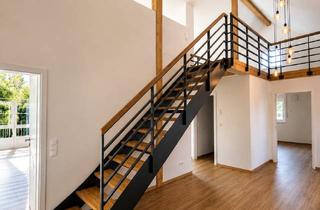 Wohnung kaufen in 88085 Langenargen, Exklusive Maisonettewohnung mit Galerie, Kamin & Sichtdachstuhl in Langenargen am Bodensee