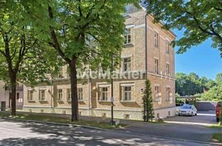 Wohnung kaufen in 86153 Augsburg, Hochwertige 2-Zimmer-Wohnung im historischen Proviantbachquartier – Balkon, Carport