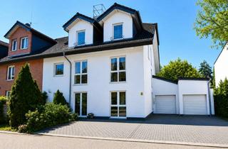 Wohnung kaufen in 40468 Unterrath, Gepflegt & modern: Barrierefreie 3-Zi-Gartenwhg.! Terrasse! Eigener Stellplatz! Nähe Hallenbad!