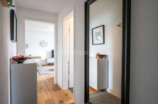 Wohnung kaufen in 70734 Fellbach, Möblierte Zwei-Zimmer-Dachgeschosswohnung in Fellbach