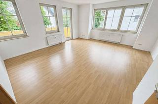 Wohnung mieten in 15366 Neuenhagen, Helle 2-Zimmer Wohnung mit Balkon, EBK, Aufzug & Tiefgaragenstellplatz