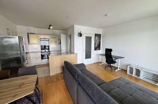 Wohnung mieten in Doktor-Johann-Heitzer-Straße 37, 85757 Karlsfeld, Traumhafte 2-Zimmer-Wohnung mit Südbalkon