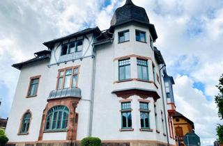 Wohnung mieten in 96515 Sonneberg, Charmante 2-Zimmer-Wohnung in stilvoller Altbauvilla in Sonneberg