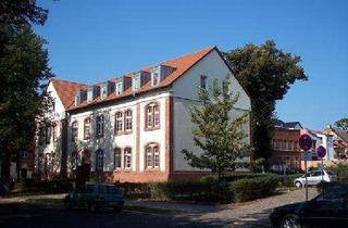 Wohnung mieten in 15517 Fürstenwalde, WOHNEN IN RUHIGER UMGEBUNG - HISTORISCHES GEBÄUDE