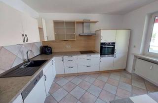 Wohnung mieten in Tittmoninger Straße 37, 84489 Burghausen, Lichtdurchflutete 3-Zimmer-Wohnung in ruhiger Wohngegend, zentrale Lage in Burghausen