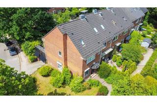Reihenhaus kaufen in 22147 Rahlstedt, Platzwunder - Teilsaniertes Endreihenhaus mit eigener Garage und Raum zum Leben