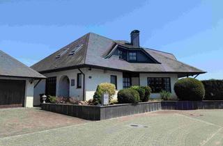 Einfamilienhaus kaufen in 64560 Riedstadt, Außergewöhnliches Einfamilienhaus in traumhafter Feldrandlage