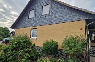 Einfamilienhaus kaufen in 38350 Helmstedt, Freistehendes Einfamilienhaus mit Garten und Garage