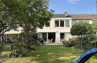 Reihenhaus kaufen in 30823 Garbsen, Stilvoll modernisiertes Reihenhaus in zentraler Lage von Altgarbsen