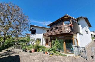 Haus kaufen in 35789 Weilmünster, Herrlich gelegenes Eigenheim in ruhiger Lage mit Blick auf Weilmünster!