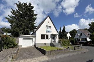 Einfamilienhaus kaufen in Baumberger Straße, 50737 Longerich, Freistehendes Einfamilienhaus mit Garage, neuer Heizung & Entwicklungspotenzial in ruhiger Toplage
