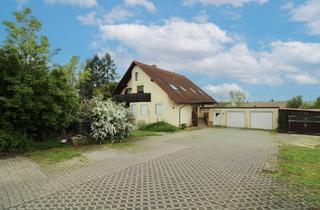 Mehrfamilienhaus kaufen in 04668 Grimma, Eigennutz, Mehrgeneration oder Vermietung: Bezugsfreies Traumhaus mit riesigem Grundstück