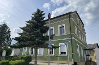 Haus kaufen in 92714 Pleystein, Ein teilvermietetes Zweifamilienhaus in guter Lage in Pleystein!