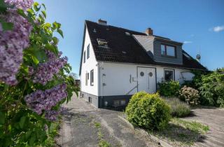 Haus kaufen in 23747 Dahme, Charmantes Zweifamilienhaus