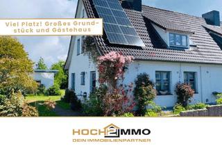 Doppelhaushälfte kaufen in 23738 Lensahn, Charmante Doppelhaushälfte mit großem Grundstück, Gästehaus und Photovoltaikanlage in Lensahn!