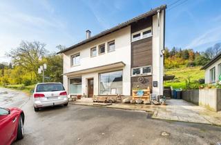 Einfamilienhaus kaufen in 72172 Sulz, Vielseitiges Haus mit großem Garten und Ausbaupotential für Anlieger