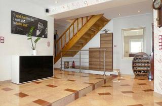 Einfamilienhaus kaufen in 67105 Schifferstadt, Hausgefühl statt Wohnung! EFH mit Garage, Stellplatz & großer Terrasse in Schifferstadt
