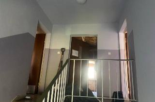Wohnung kaufen in 52074 Aachen, Aachen - Dachgeschoss mit Ausbaupotenzial in zentraler Lage