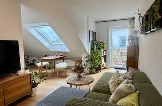 Wohnung kaufen in 89257 Illertissen, Dachgeschosswohnung in Illertissen – Balkon, Garage & neue Heizung