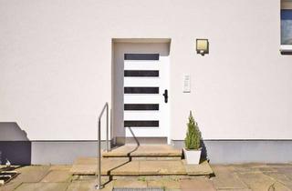 Wohnung kaufen in 45470 Menden/Ickten, Naturnahe, renovierte Wohnung mit Terrasse und Stellplatz