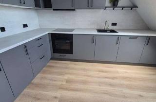 Wohnung kaufen in 72818 Trochtelfingen, Helle 5-Zi.-DG-Wohnung | Balkon | EBK | vollst. renoviert | 85 m² | provisionsfrei