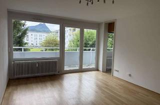 Wohnung kaufen in 83435 Bad Reichenhall, 2-Zimmer-Wohnung, im 1. Obergeschoss mit großem Balkon