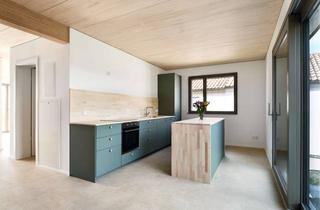 Wohnung kaufen in Hülenbergstraße 60, 72622 Nürtingen, 3-Zimmer-Neubauwohnung, 68 m² mit Loggia, stufenlos, A+ KfW-40 Design-Klimaholzhaus