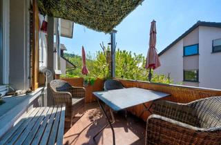 Wohnung kaufen in 78315 Radolfzell, Großzügiges Wohnen in der alten Dorfschule in Stahringen- mit Südbalkon und Schwedenofen
