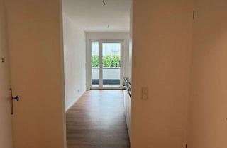 Wohnung mieten in Biedenkopfer Straße 46, 13507 Tegel, Großzügige 1-Zimmerwohnung mit Abstellkammer (inkl. Loggia & Keller)