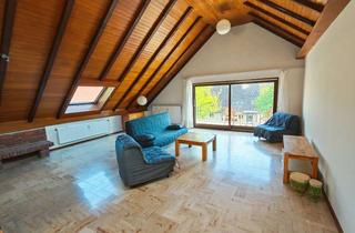 Wohnung mieten in 13503 Heiligensee, Befristet ½ – 4 Jahre: Traumhafte Dachgeschosswohnung mit Südbalkon in ruhiger Lage, teilmöbliert