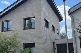 Wohnung mieten in Alte Versteigerung 19, 47638 Straelen, Moderne 3-Zimmer-Wohnung mit Balkon in ruhiger Lage