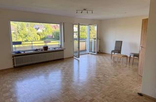 Wohnung mieten in 53332 Bornheim, wohnen im Zweiparteienhaus, mit Balkon und Blick ins Grüne, das Bad wird komplett modernisiert!