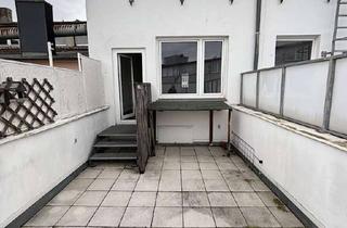 Wohnung mieten in Hüttenstraße 11, 40215 Friedrichstadt, WG geeignete große Wohnung mit Dachterrasse mitten in Düsseldorf