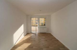 Wohnung mieten in Glück-Auf-Straße 33, 09599 Freiberg, Dein Platz an der Sonne! - 2RW mit ebenerdiger Dusche und Balkon