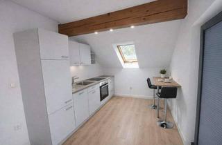 Wohnung mieten in Neue Gärten 19, 74245 Löwenstein, 1.190€ warm - Kernsanierte 2,5-Zi-W mit neuem Bad + EBK + Balkon und Garage in Löwenstein