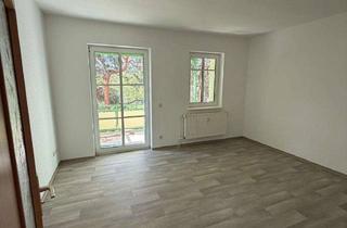 Wohnung mieten in Ruhlander Str. 89, 01987 Schwarzheide, große 3 Zi.-Wohnung mit sonnigem Balkon !!!!