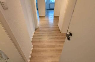 Wohnung mieten in Rigaer Weg 71, 26125 Ohmstede, Attraktive 4-Zimmer-Erdgeschosswohnung mit großem Balkon in Oldenburg-Ohmstede