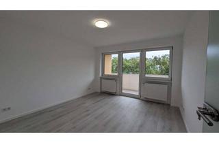 Wohnung mieten in Alexander-Pachmann-Straße, 85716 Unterschleißheim, Seniorengeeignete 4-Zimmer-WG-Wohnung mit Aufzug & Balkon Unterschleißheim