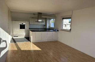 Wohnung mieten in Waldblickstraße 38, 75245 Neulingen, Neulingen: Helle 3-Zimmer-Wohnung mit Balkon und Aufzug