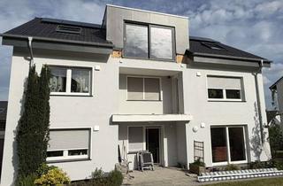 Wohnung mieten in Nadefeld 13, 33729 Brake, Exkl. Erstbezug: Neue 3 ZKB DG-Wohnung (Energieklasse A+) mit Balkon, EBK & Stellplatz in BI-Brake