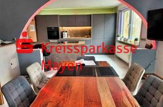 Haus kaufen in 56294 Münstermaifeld, Modernisiertes Anwesen mit großem Grundstück in Lasserg