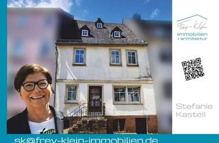 Haus kaufen in 55481 Kirchberg, Fachwerk, Geschichte und Marktplatzflair - Historisches Fachwerkhaus mitten in Kirchberg!