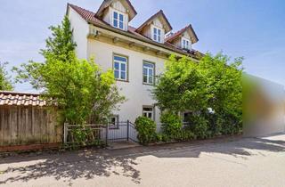 Doppelhaushälfte kaufen in 85406 Zolling, Ein Zuhause mit Geschichte – liebevoll modernisierte Doppelhaushälfte mit besonderem Flair