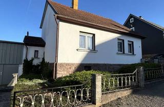 Einfamilienhaus kaufen in Rödichenstraße 11, 99897 Tambach-Dietharz, Verkaufe Einfamilienhaus mit Garten und Garage - Wohnen im Herzen des Thüringer Waldes