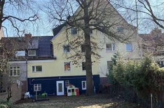 Doppelhaushälfte kaufen in 14055 Charlottenburg, Attraktive Doppelhaushälfte im Grunewald mit Erweiterungspotenzial