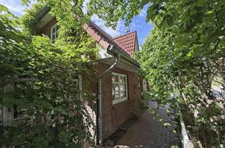 Haus kaufen in 21271 Hanstedt, Dornröschen liegt in wunderbarer Lage!