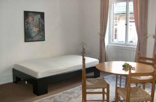 Immobilie mieten in Adelheidstr. 91, 65185 Wiesbaden, Zimmer, voll möbliert in Wohngemeinschaft, Berufstätige