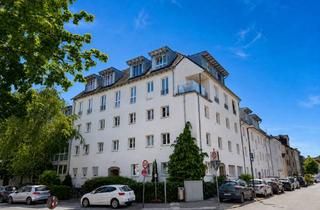 Wohnung kaufen in 50996 Rodenkirchen, Erdgeschosswohnung mit Terrasse - Wenige Gehminuten vom Maternusplatz und Rhein entfernt