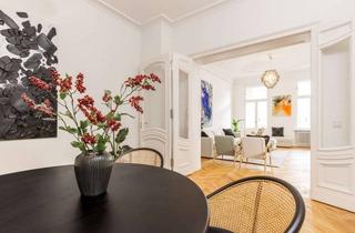 Wohnung kaufen in Uhlandstraße 45, 10719 Wilmersdorf, Exklusive Altbauwohnung in beeindruckendem Baujuwel von 1901